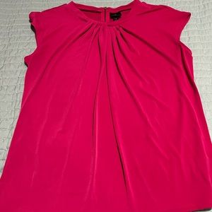Worthington - Pink Silky top - perfect for business casual